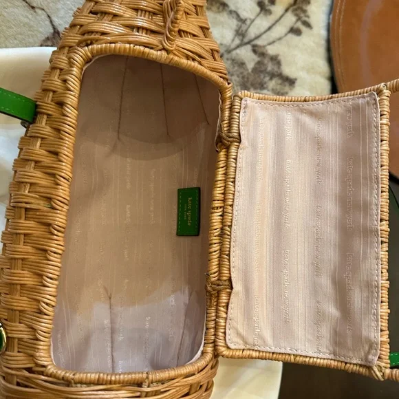 NWOT Kate Spade Wicker Alligator with Green Accent - Picture 6 of 6